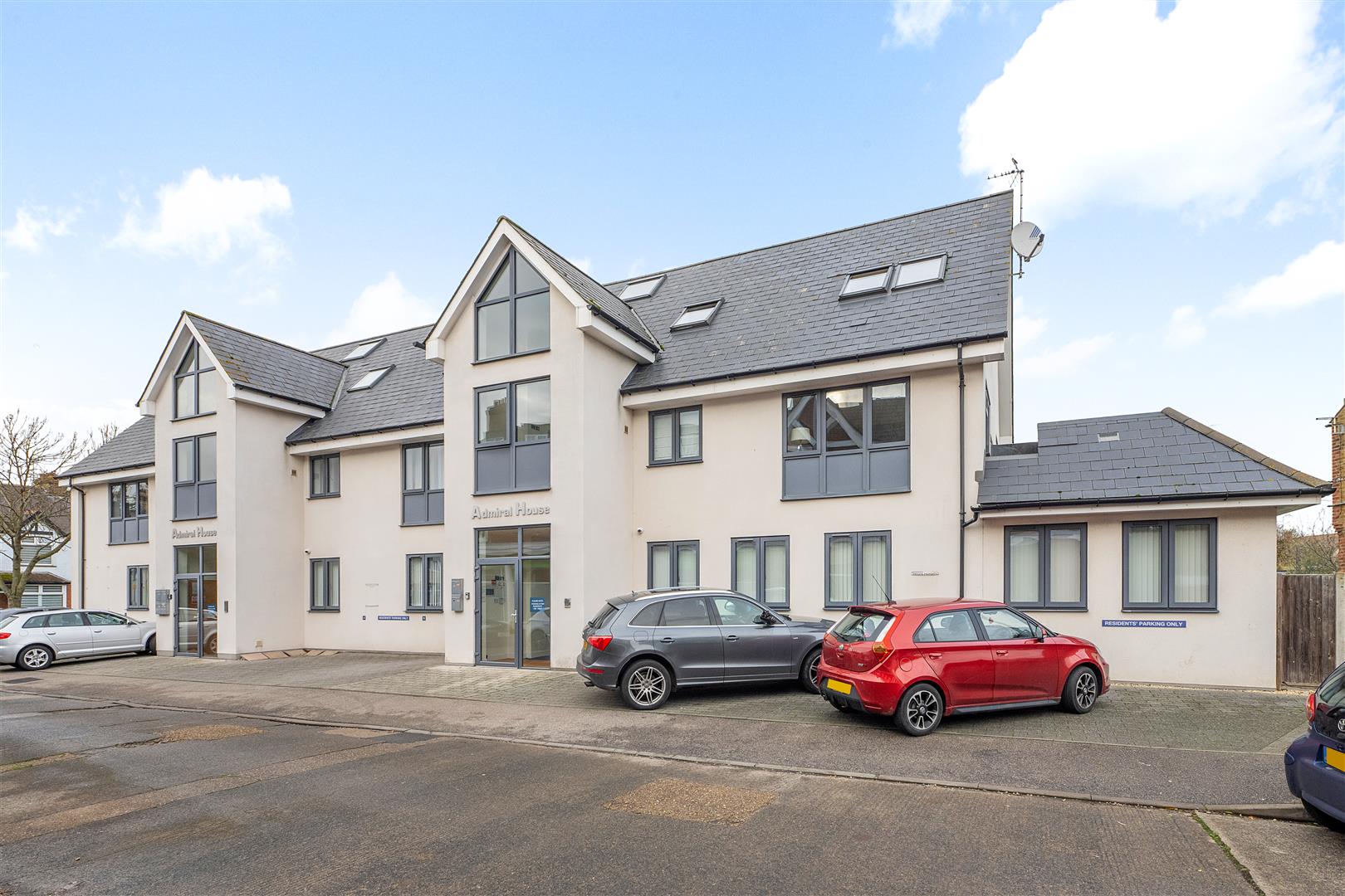 1 bedroom flat for sale